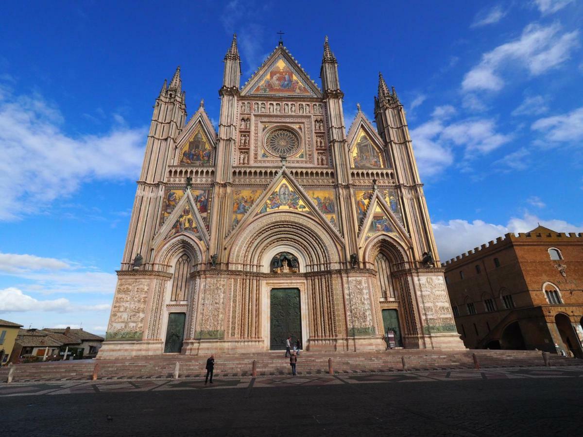 Апартаменты Duomo Budget Орвието Экстерьер фото